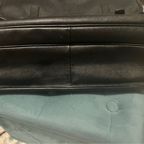 Prada Leather Messenger Bag Large authentic - Picture 4 of 13